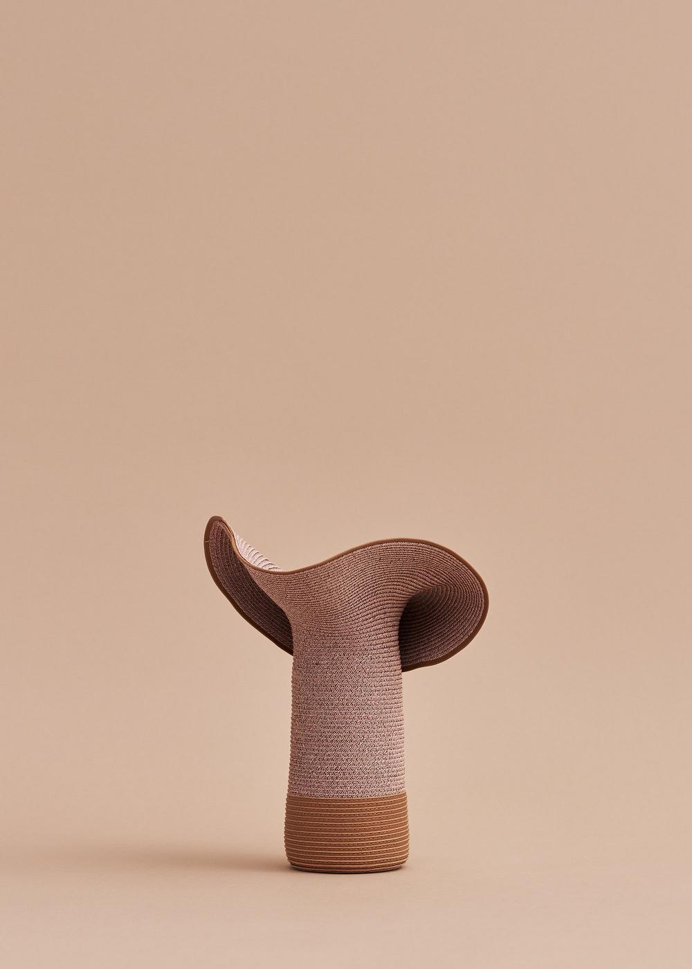 Mobje Polene Nano Lapel Vase Camel | PLO9976K